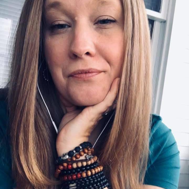 close up photo of Darice